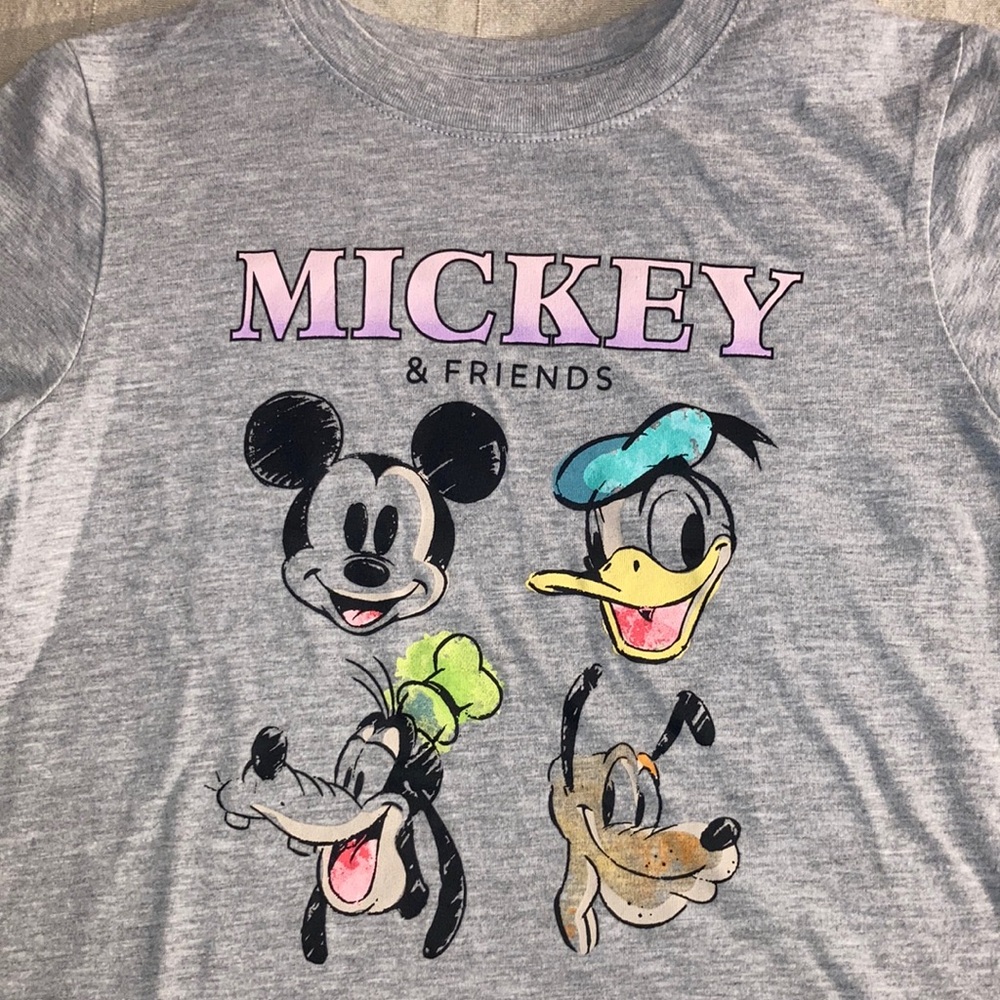 Mickey‎ and Friends Youth Tee size 7